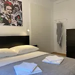 Carillon By Bestchoice - Old - Self Check-in With Parking Option アパート