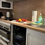 Carillon By Bestchoice - Old - Self Check-in With Parking Option アパート *