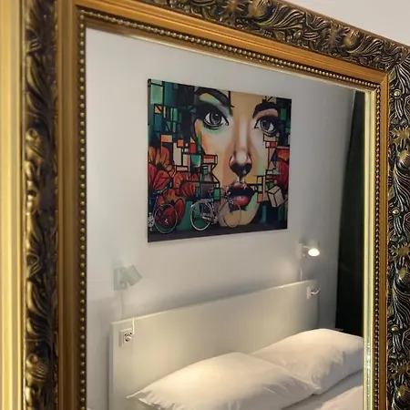 Carillon By Bestchoice - Old - Self Check-in With Parking Option Lejlighed