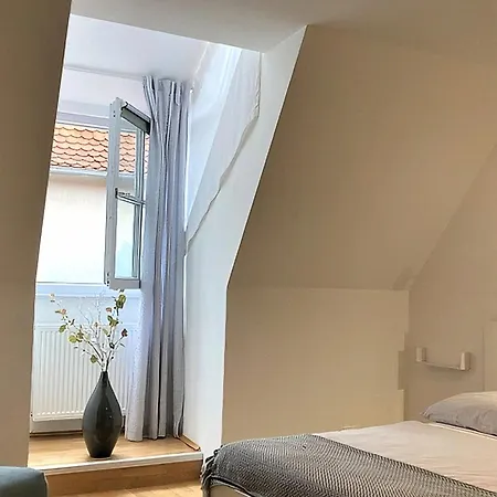 Carillon By Bestchoice - Old - Self Check-in With Parking Option Apartamento Graz
